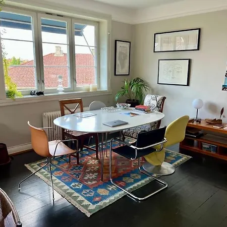 Lägenhet Stylish 1br In *